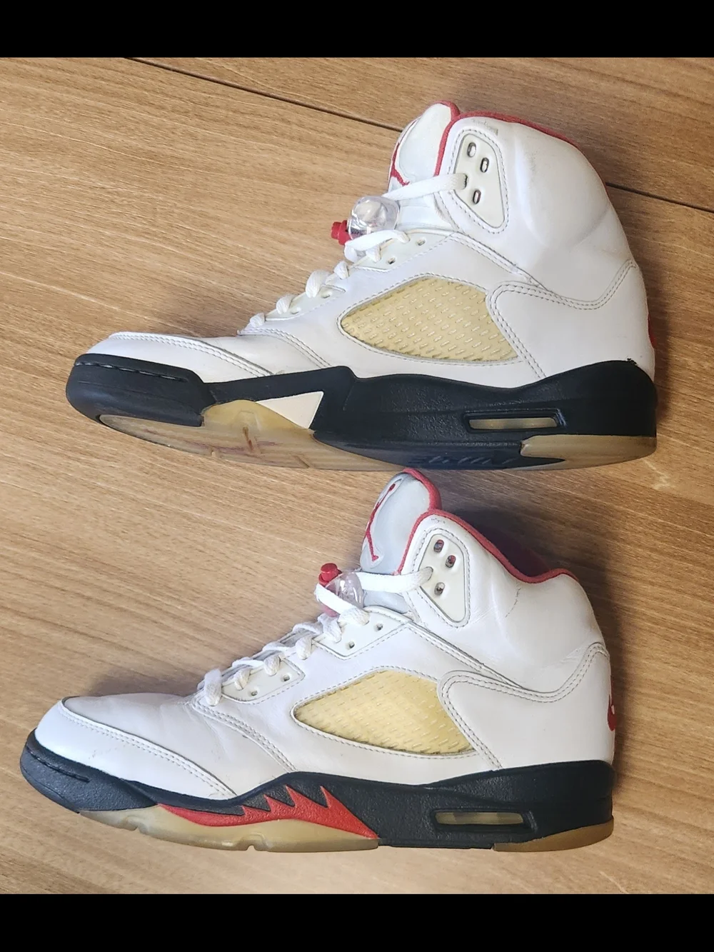 Air Jordan Retro White & Red Basketball Sneakers